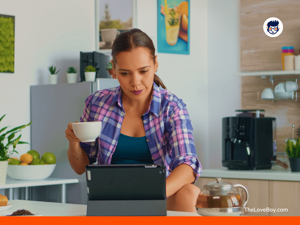 She Is Busy She Is Busy